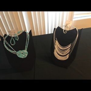 Necklace - earring sets